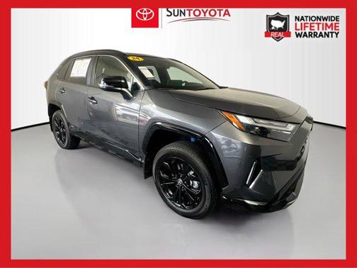 2024 Toyota RAV4 Hybrid SE