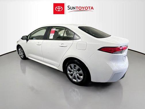 2025 Toyota Corolla Hybrid SE