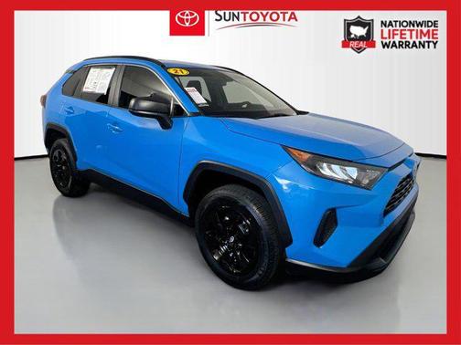 2021 Toyota RAV4 LE