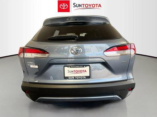 2024 Toyota Corolla Cross LE