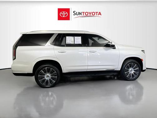 Crystal White Tricoat 2022 Cadillac Escalade Premium Luxury