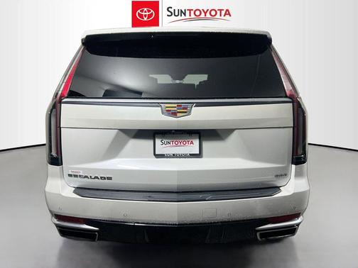 Crystal White Tricoat 2022 Cadillac Escalade Premium Luxury