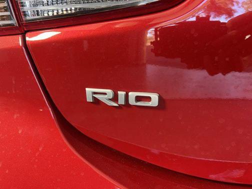 2022 Kia Rio S