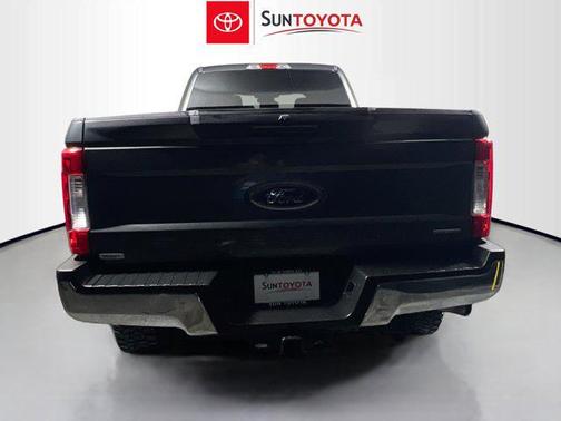 MAGNETIC 2019 Ford F-250 XLT