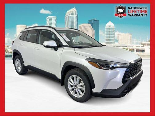 2024 Toyota Corolla Cross LE