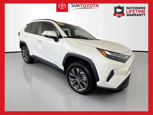 2022 Toyota RAV4 Hybrid SE
