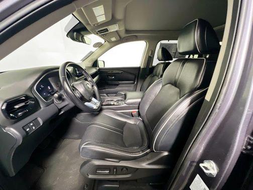 2023 Honda Pilot AWD Elite