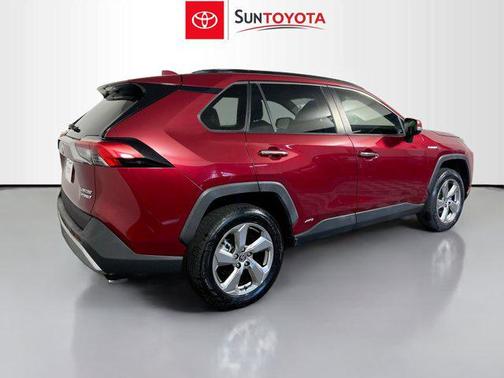 2020 Toyota RAV4 Hybrid SE
