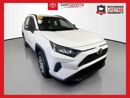 2021 Toyota RAV4 LE