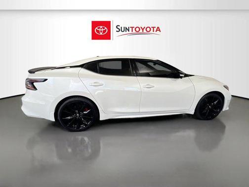 2022 Nissan Maxima SR Xtronic CVT