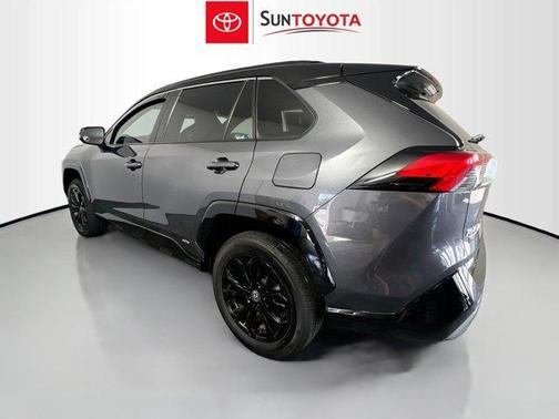 2023 Toyota RAV4 Hybrid SE