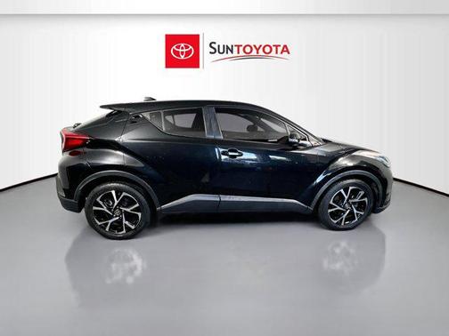 2020 Toyota C-HR XLE
