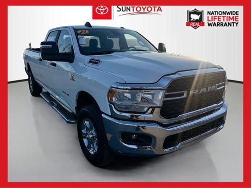 2024 RAM 3500 Big Horn Crew Cab 4x4 8' Box