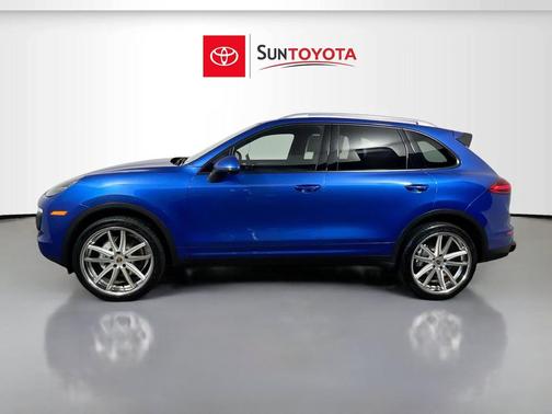 Blue 2017 Porsche Cayenne S