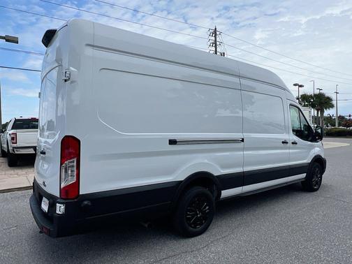 OXFORD WHITE 2024 Ford Transit-250 Base