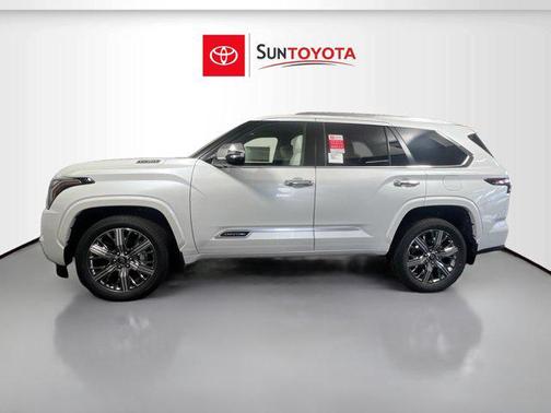 2025 Toyota Sequoia Base