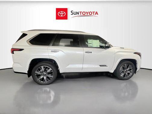 2025 Toyota Sequoia Base