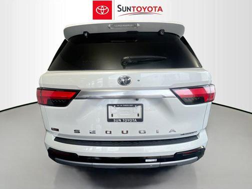2025 Toyota Sequoia Base
