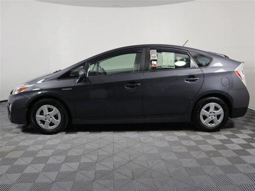 Winter Gray Metallic 2010 Toyota Prius IV