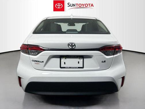 Ice Cap 2026 Toyota Corolla LE