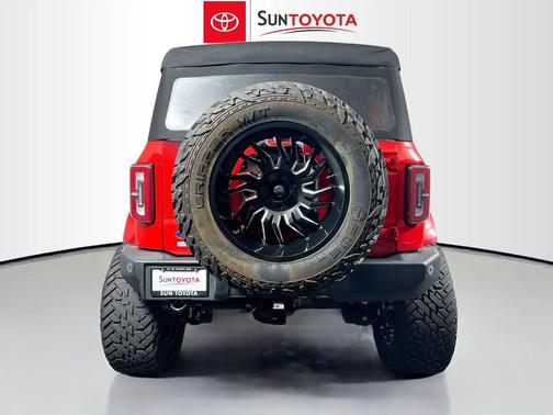 Race Red 2022 Ford Bronco Outer Banks
