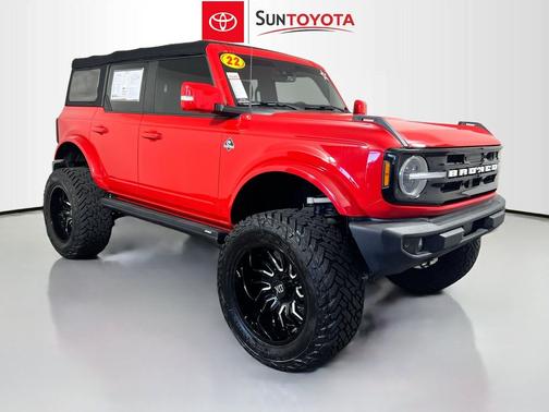 Race Red 2022 Ford Bronco Outer Banks