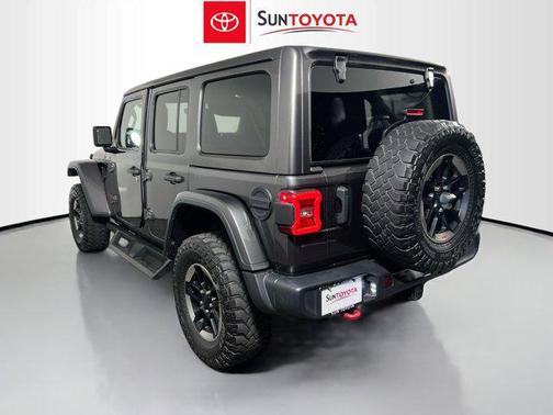 Granite Crystal Metallic Clearcoat 2021 Jeep Wrangler Unlimited Rubicon
