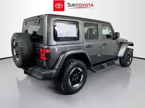 Granite Crystal Metallic Clearcoat 2021 Jeep Wrangler Unlimited Rubicon