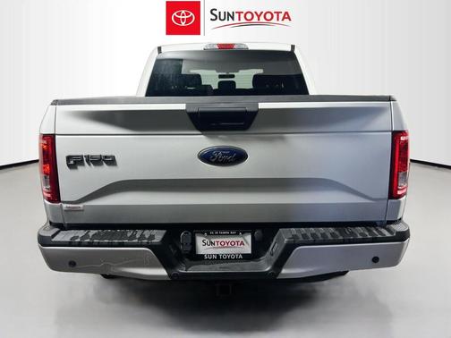 Oxford White 2017 Ford F-150 XL
