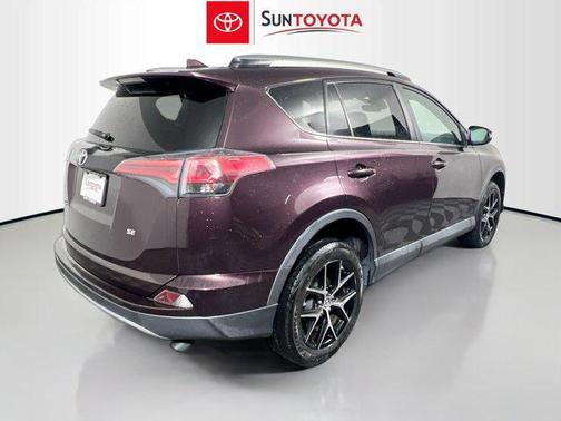 2018 Toyota RAV4 SE