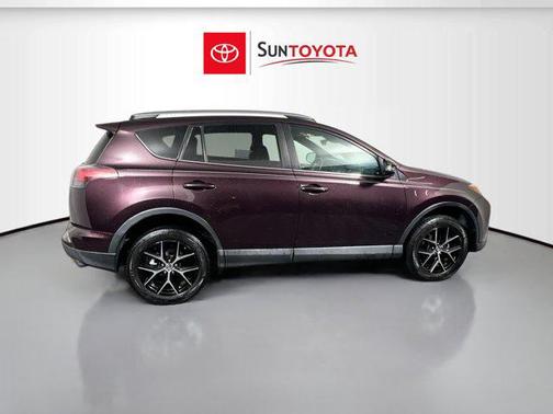 2018 Toyota RAV4 SE