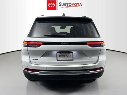 Bright White Clearcoat 2022 Jeep Grand Cherokee 4xe Base