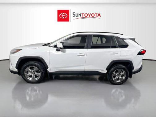 2024 Toyota RAV4 Hybrid XLE