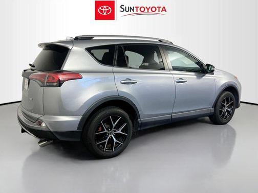 2016 Toyota RAV4 SE
