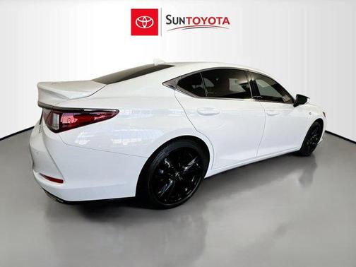 2022 Lexus ES 350 F Sport