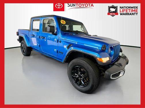 2023 Jeep Gladiator Sport S