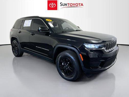 2024 Jeep Grand Cherokee Laredo