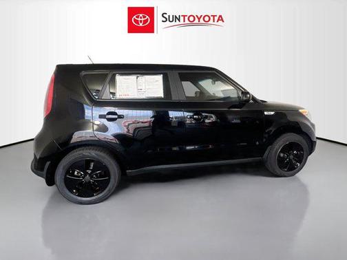 2016 Kia Soul Base