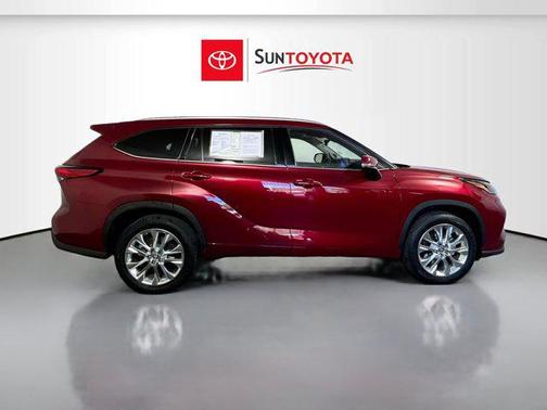 2023 Toyota Highlander Limited