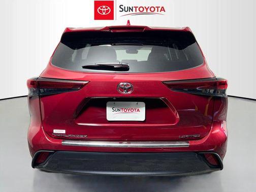 2023 Toyota Highlander Limited