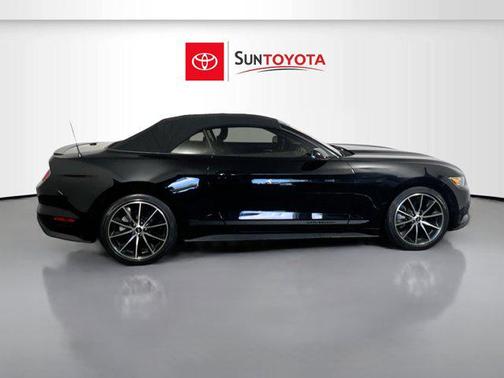 2017 Ford Mustang EcoBoost Premium