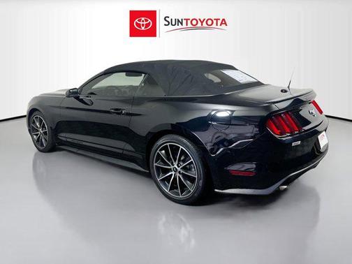 2017 Ford Mustang EcoBoost Premium