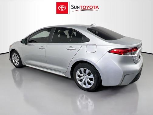 Classic Silver Metallic 2024 Toyota Corolla LE