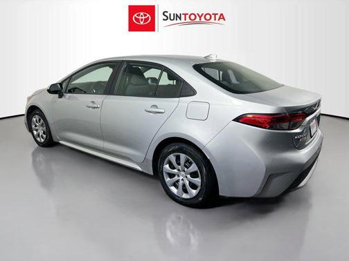 Classic Silver Metallic 2021 Toyota Corolla LE