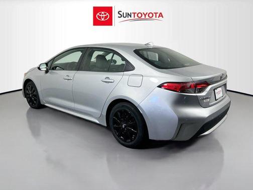 Classic Silver Metallic 2021 Toyota Corolla LE