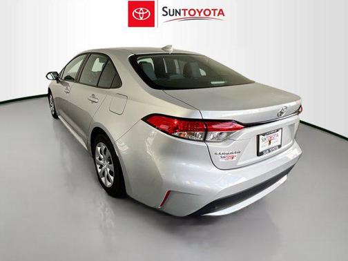 Classic Silver Metallic 2021 Toyota Corolla LE