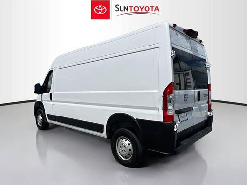 Bright White Clearcoat 2023 RAM ProMaster 2500 High Roof