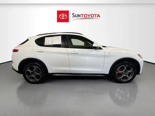 2022 Alfa Romeo Stelvio Ti