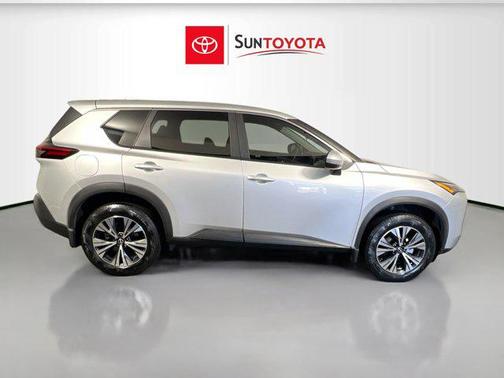 Brilliant Silver Metallic 2023 Nissan Rogue SV