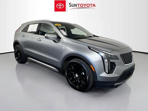 Argent Silver Metallic 2023 Cadillac XT4 Premium Luxury